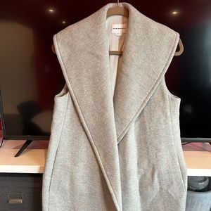 Gorgeous Club Monaco Grey Vest